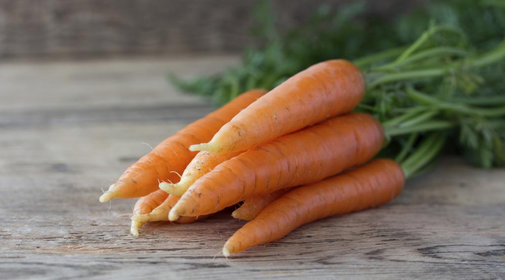 Морковь для салата