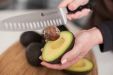 Как чистить авокадо в домашних условиях?