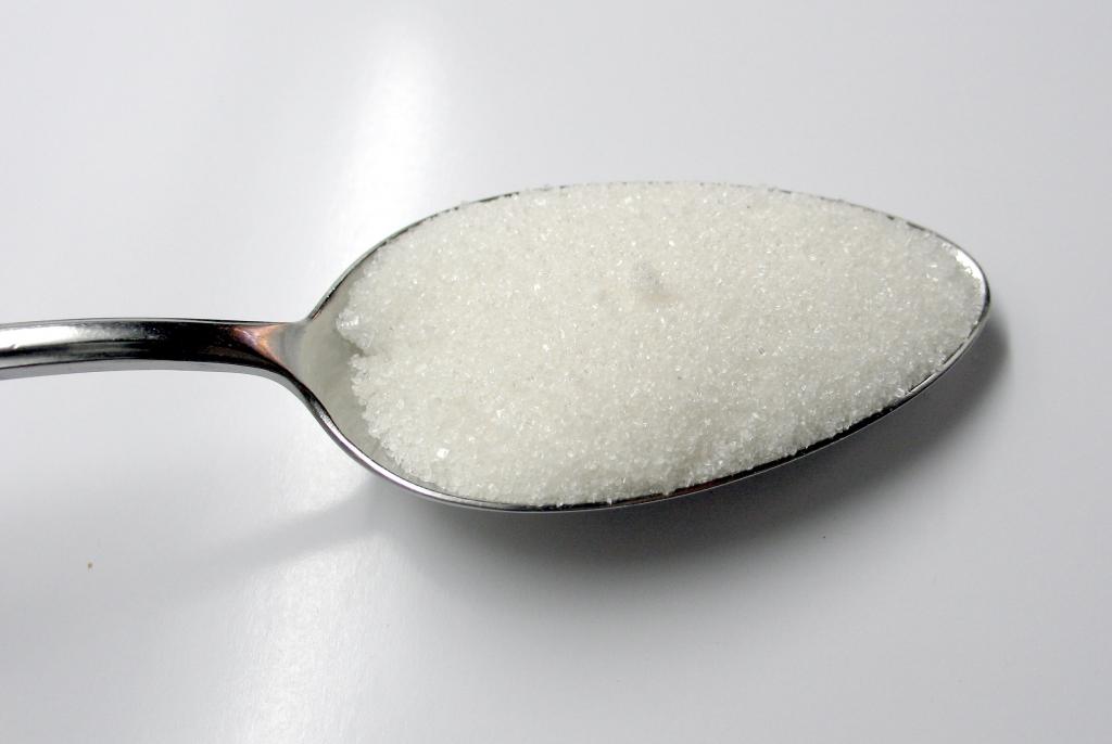 Сколько сахара в одной столовой ложке сахарной пудры?