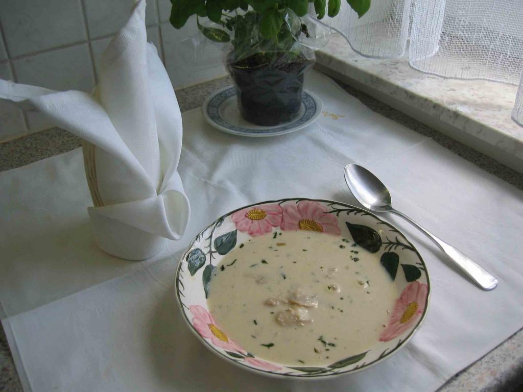 суп пюре из шампиньонов и сливок