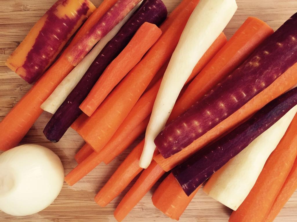 Разные виды моркови